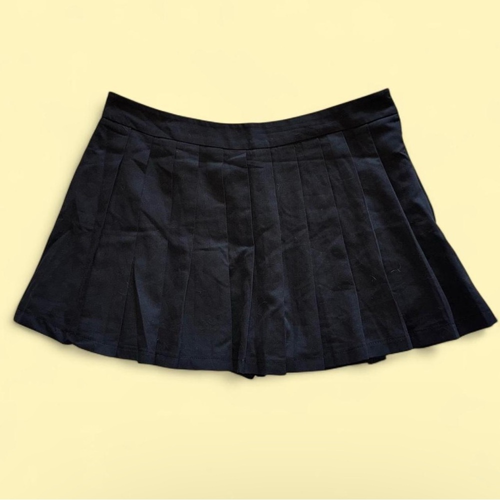 Black Pleated Mini Skirt